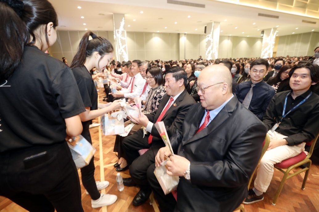 (早报头)大都会/巴生兴华中学77周年庆暨教师节庆典