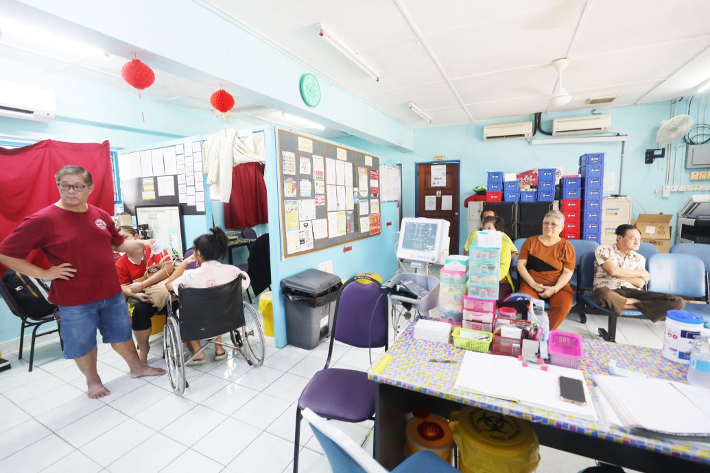 （版3头）大都会/临时诊所地基和急症室虽完工，但住宿筹款不足停工