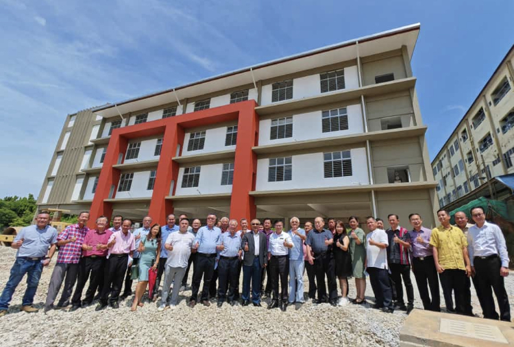 NS波德申/波中新宿舍教学大楼准时完工,入伙准证一批可在年内启用