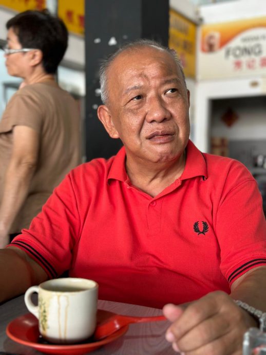 NS芙蓉／芙公市排水沟垃圾过滤网损坏 堆积垃圾 