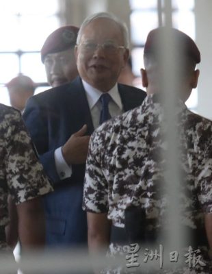 SRC起诉纳吉民事案|前董事:SRC任何投资决定由纳吉敲定