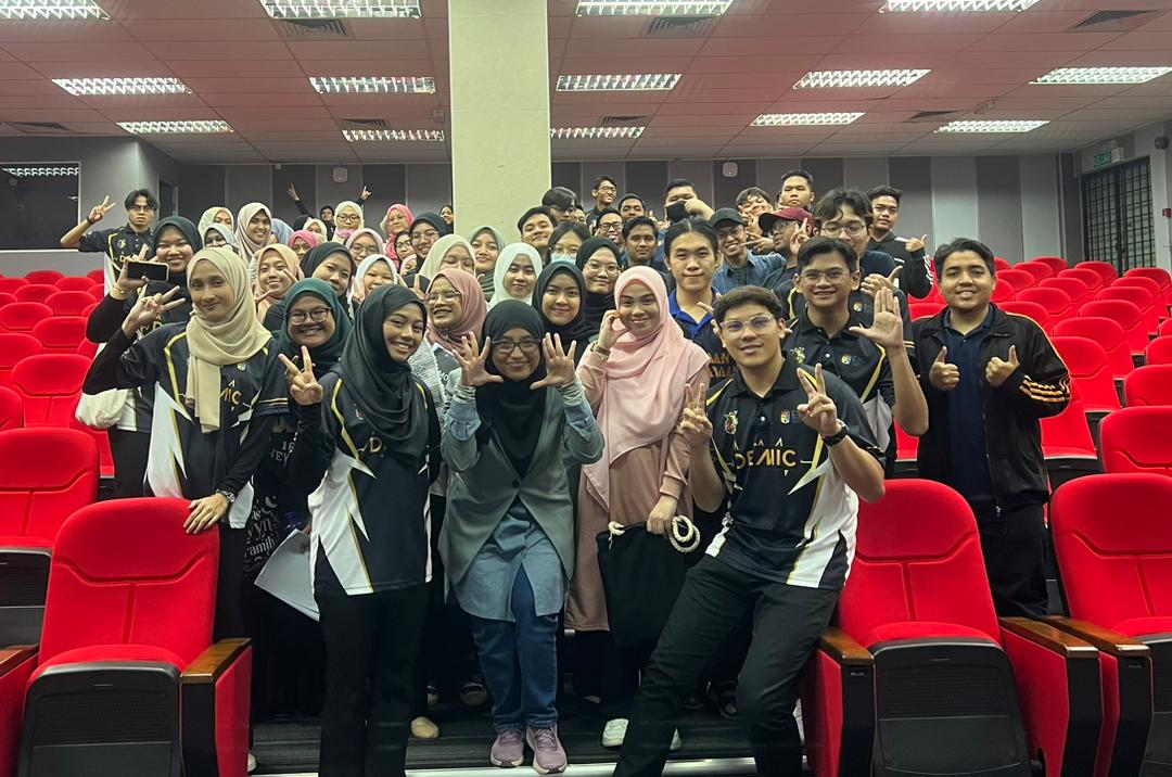 我们/非华裔教师教华语