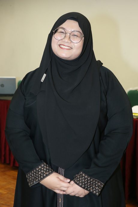 我们/非华裔教师教华语