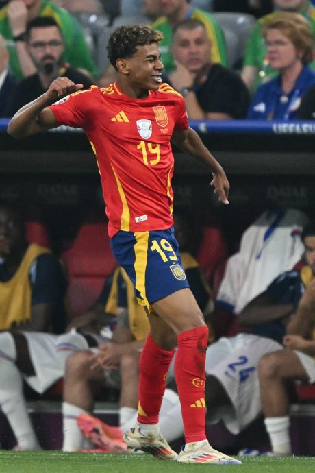 2024年欧洲杯决赛| 英西球星对决火花四射  贝林汉姆 亚马尔成焦点