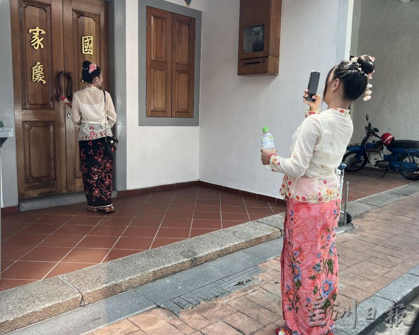 【星角摄】古城供稿:娘惹服装兴起