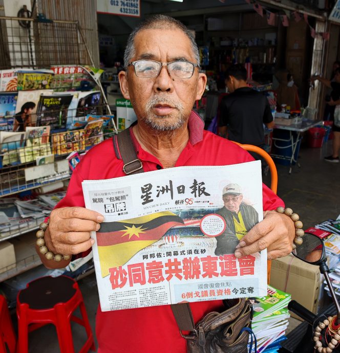 【报庆95】派报人说故事:36年如一日派报 张荣和与订户成老朋友