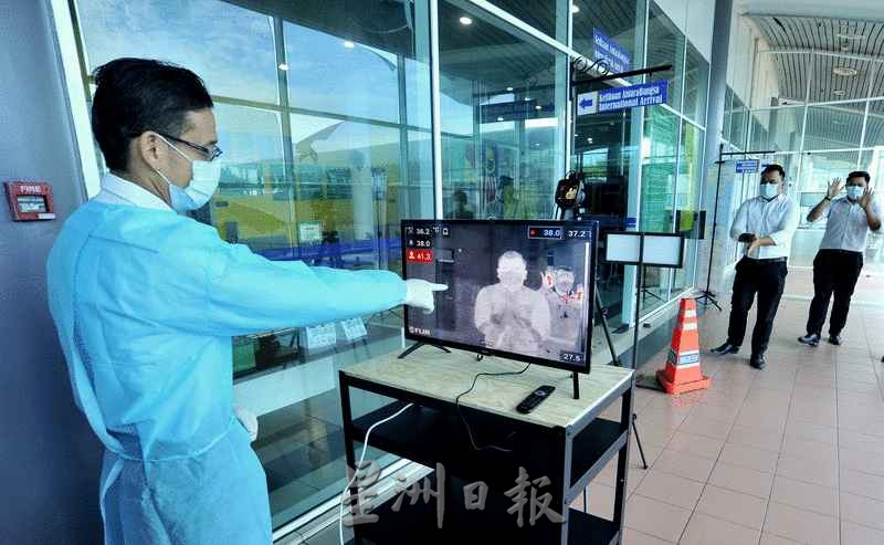 东封面:卫生部宣布冠病新指南,民众认同“与冠病共存”。