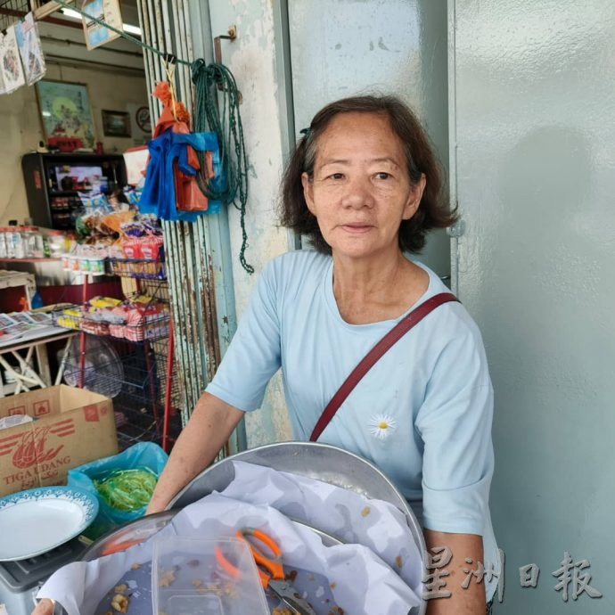 东:低于15万令吉的小商贩无需开电子发票 小商贩暂松一口气 没概念不知从何下手