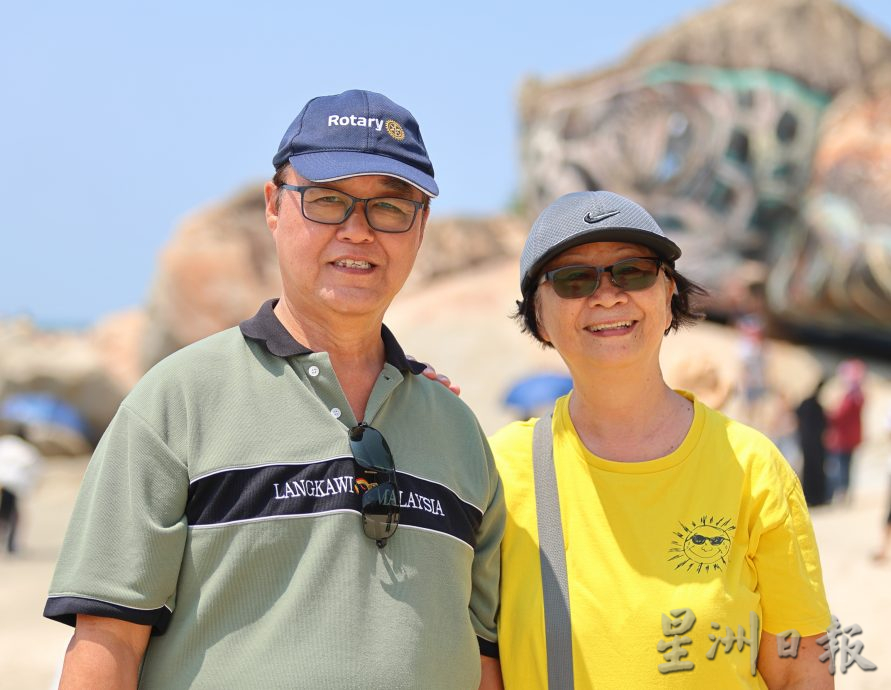 东:关丹“不会行走的海龟”爆红,游客望当局在当地增设包括路牌、公共厕所在内的设施