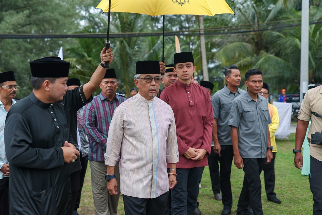 东:彭苏丹出席刁曼岛人民体检活动