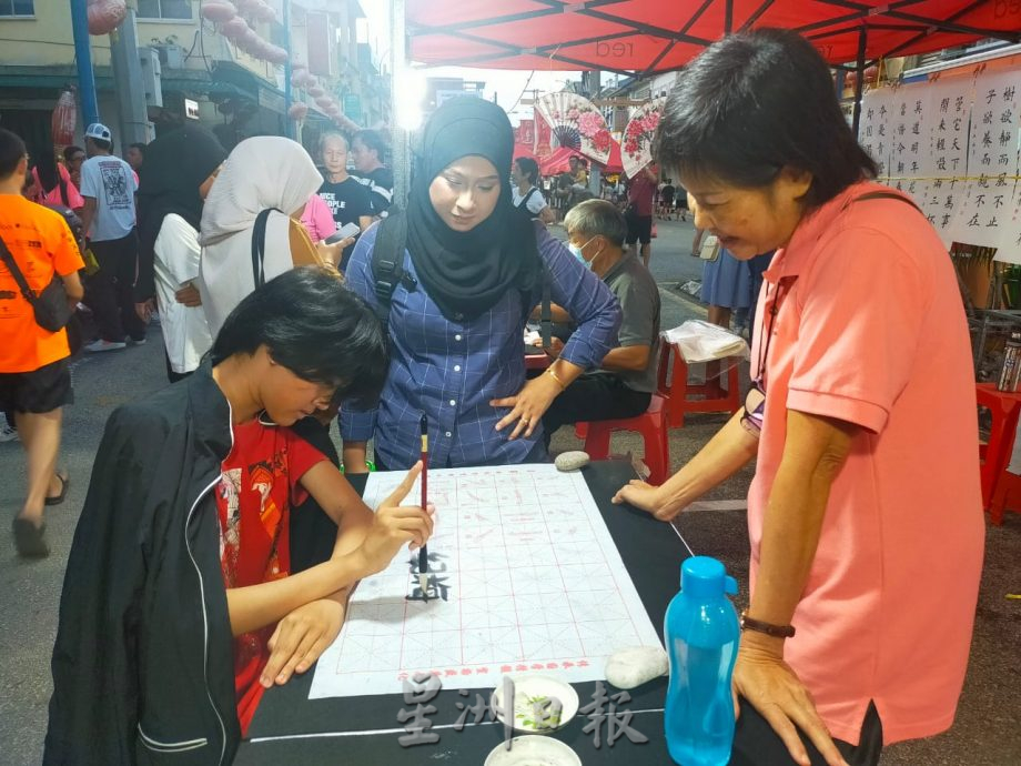 东:文化街人气大跌