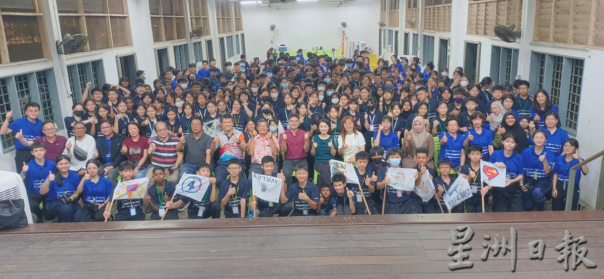 东:直凉华中领袖营开幕