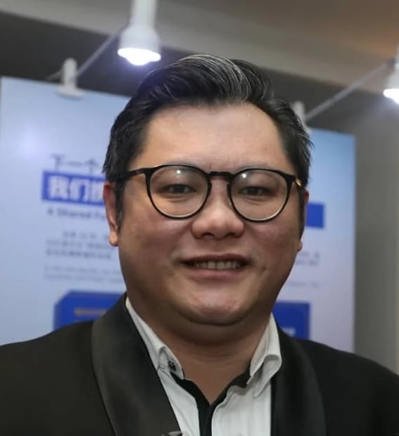 东:警局晚上10时关门闸引起民众误解,打击人民对警信心。