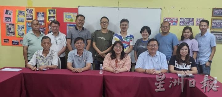 东:金马扬华小董事部针对百乐县发展华小工委会发表声明