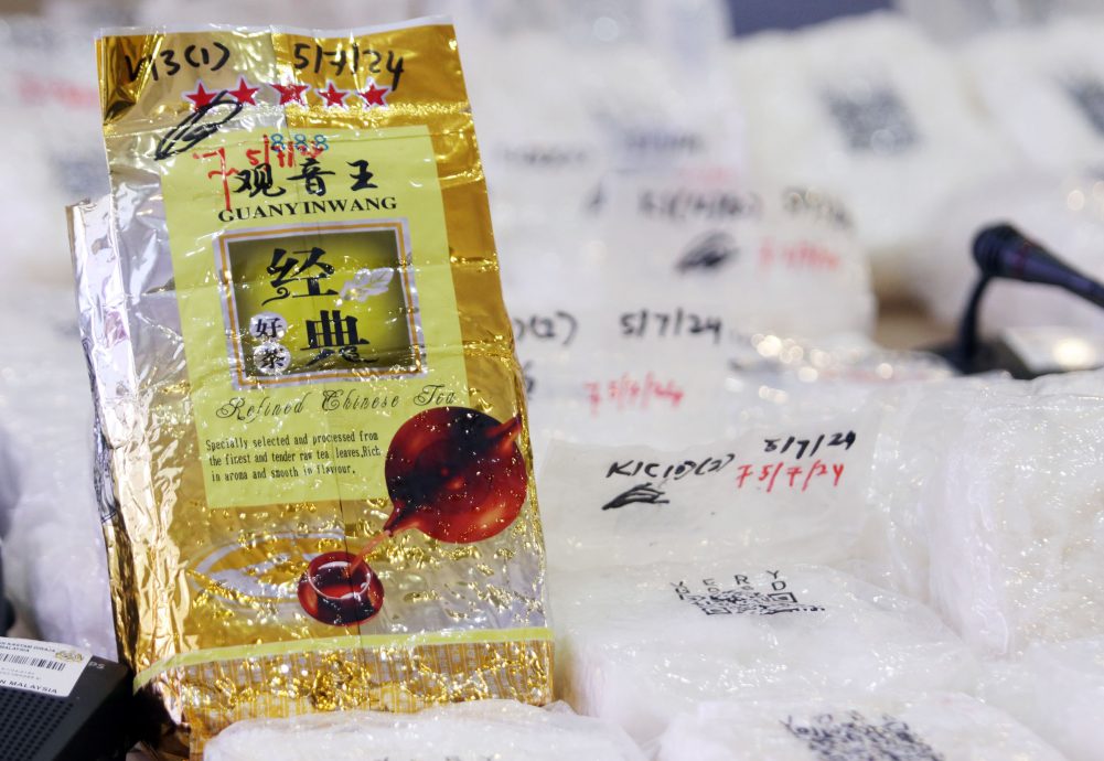 供星洲网/华裔女毒驴租休旅车云运送870万令吉毒品,当场被截查人赃并获