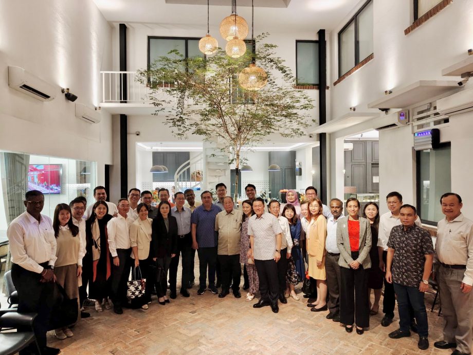 倪可敏吁火箭领袖 回应人民诉求 续推进各项改革