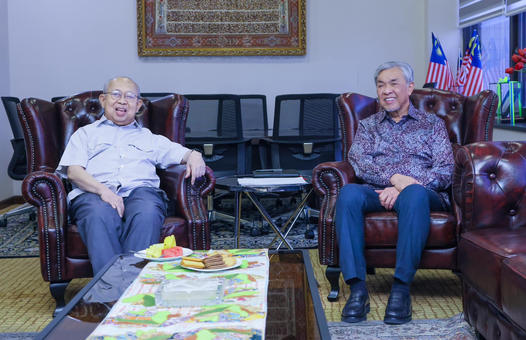 伊斯兰党一朝被蛇咬,在丹州话望生的能吉里州议席补选慎选候选人,反倒让巫统提早宣布候选人,先声夺人!