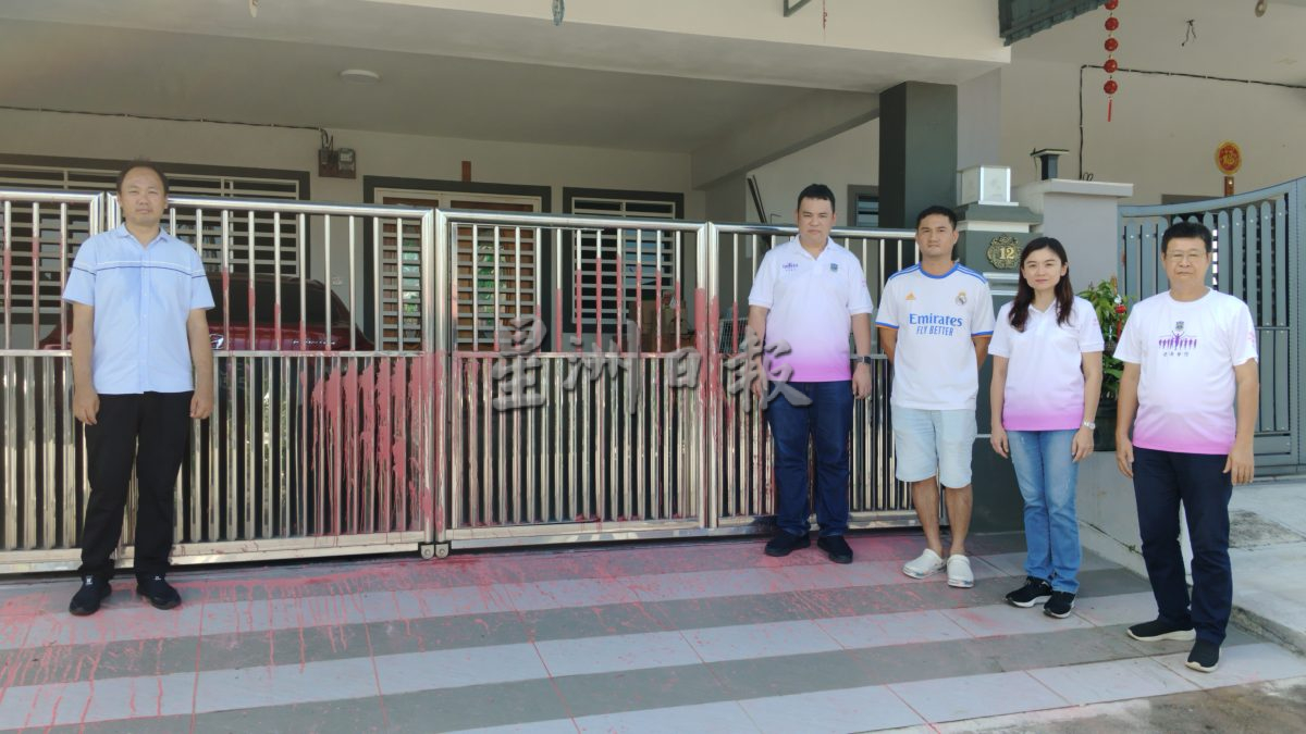 华隆新村村民指无端遭殃 阿窿点错相泼红漆