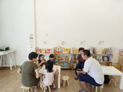 卓衍豪/跟兵如港新村共生的小小书店