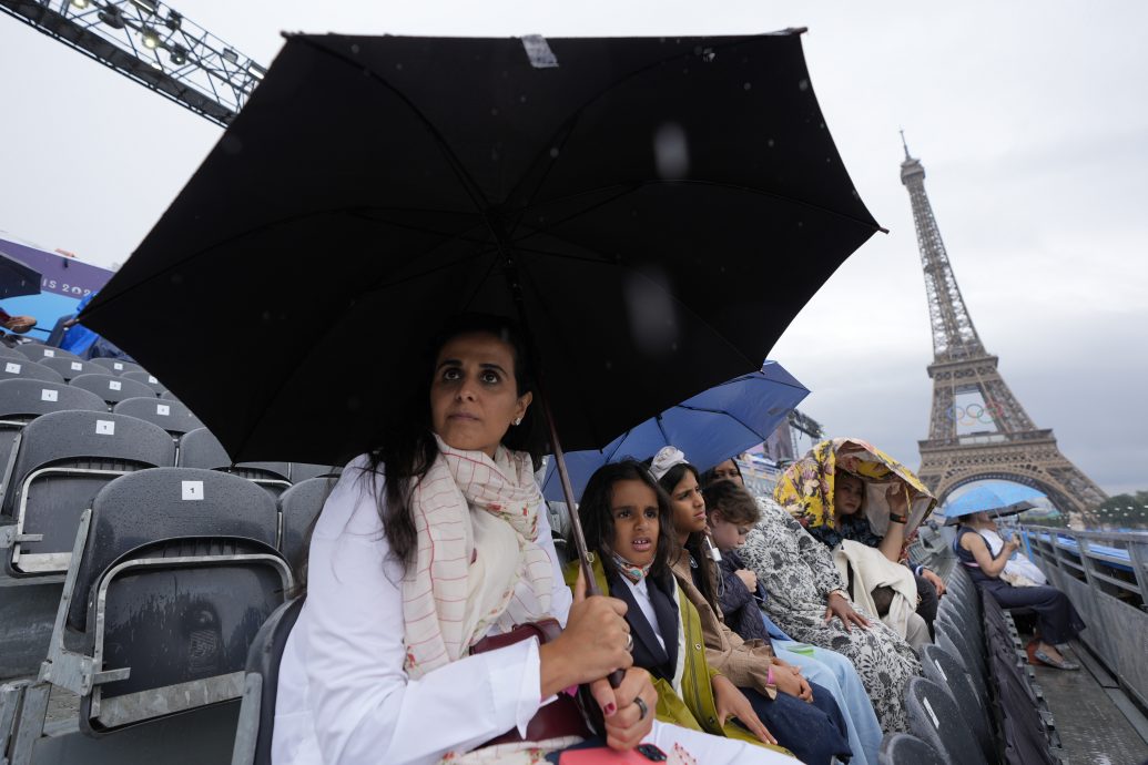 卡塔尔王室成员传火车遇窃 至少11个爱马仕包被偷