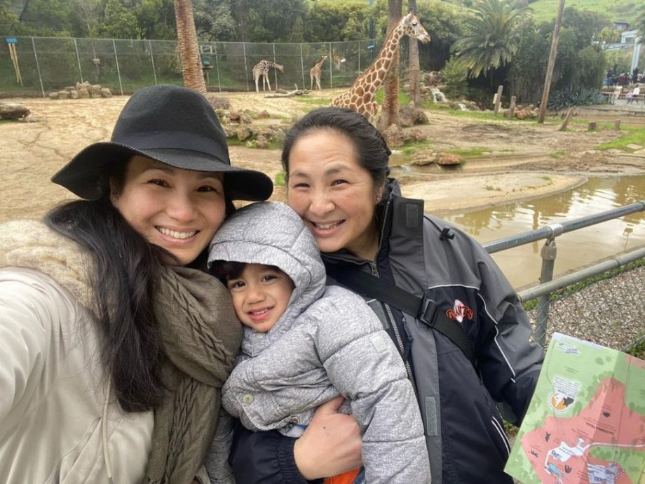 原子鏸叹母逝像噩梦 庆幸2年前回美团聚