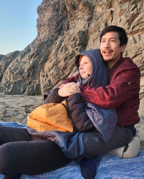 原子鏸叹母逝像噩梦 庆幸2年前回美团聚