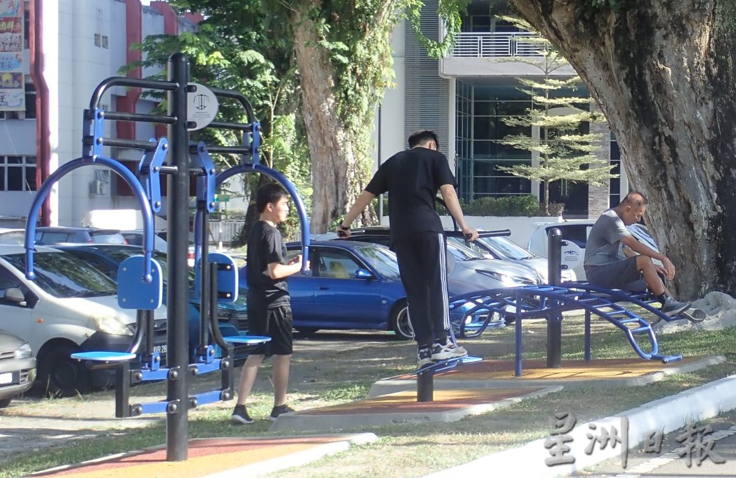 参赛夺奖太平市议会利用奖金设运动器材供市民健身