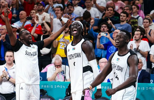 又出包!南苏丹国歌被主办播错“现场狂嘘” 球员怒吼:不受尊重