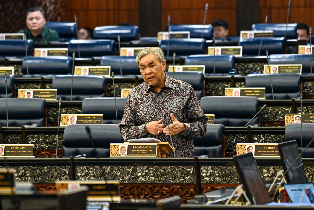 国会/ 阿末扎希:目前清真食品只专注在餐饮业 “若大马要走向国际须加大力度,清真产品涵盖各领域”