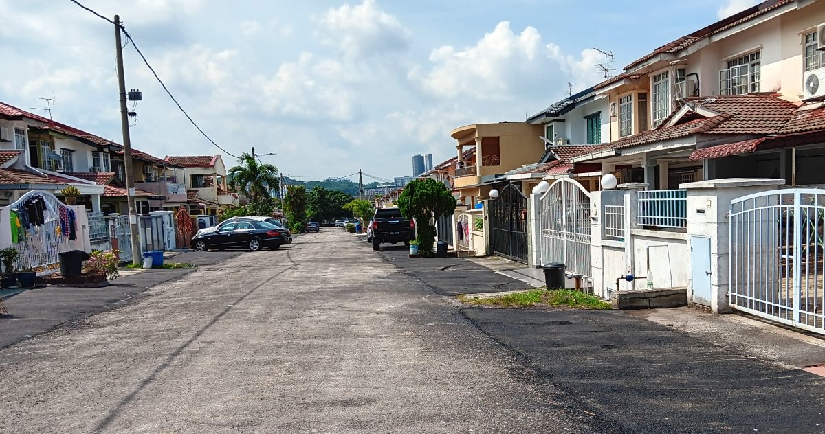 大都会/封面副文/首都镇第三区、美佳花园130万重铺道路/3图