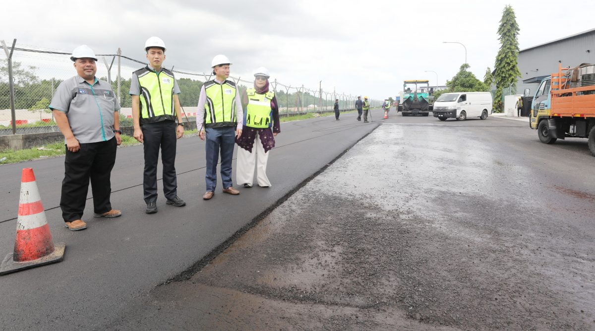 大都会封面/巴生港口自由区获3000万令吉翻新重铺道路!