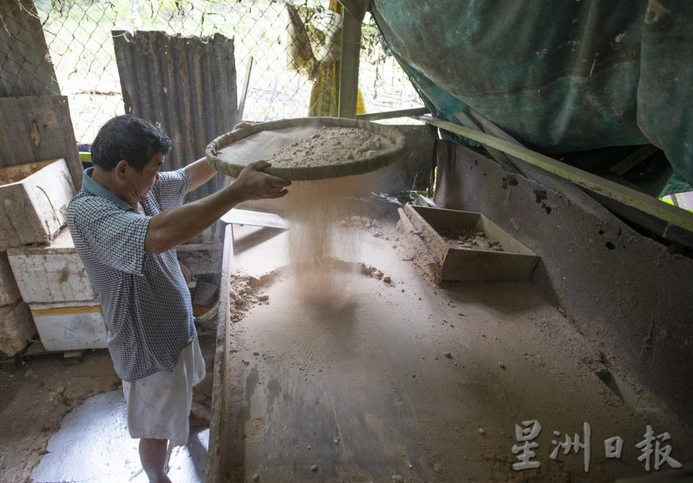星角摄/图说大马:一支龙香,承载文化的传承