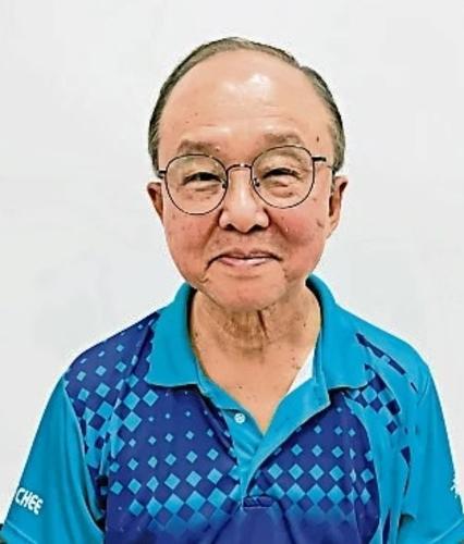 大都会/竞智华小董事长“闹双包”