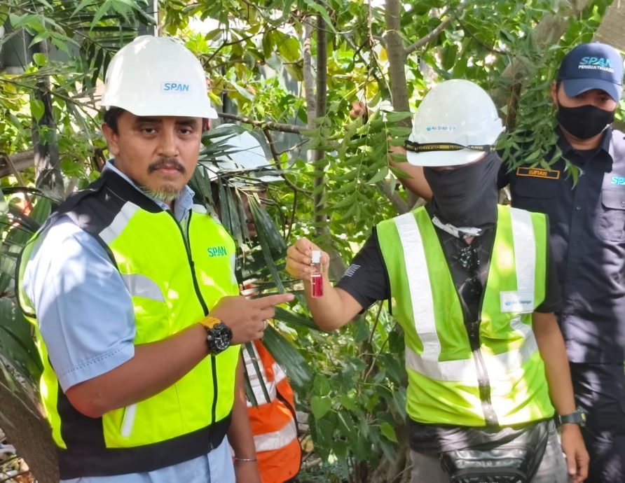大都会/(ME03版头)钓鱼场涉非法接驳水管,偷水11万令吉