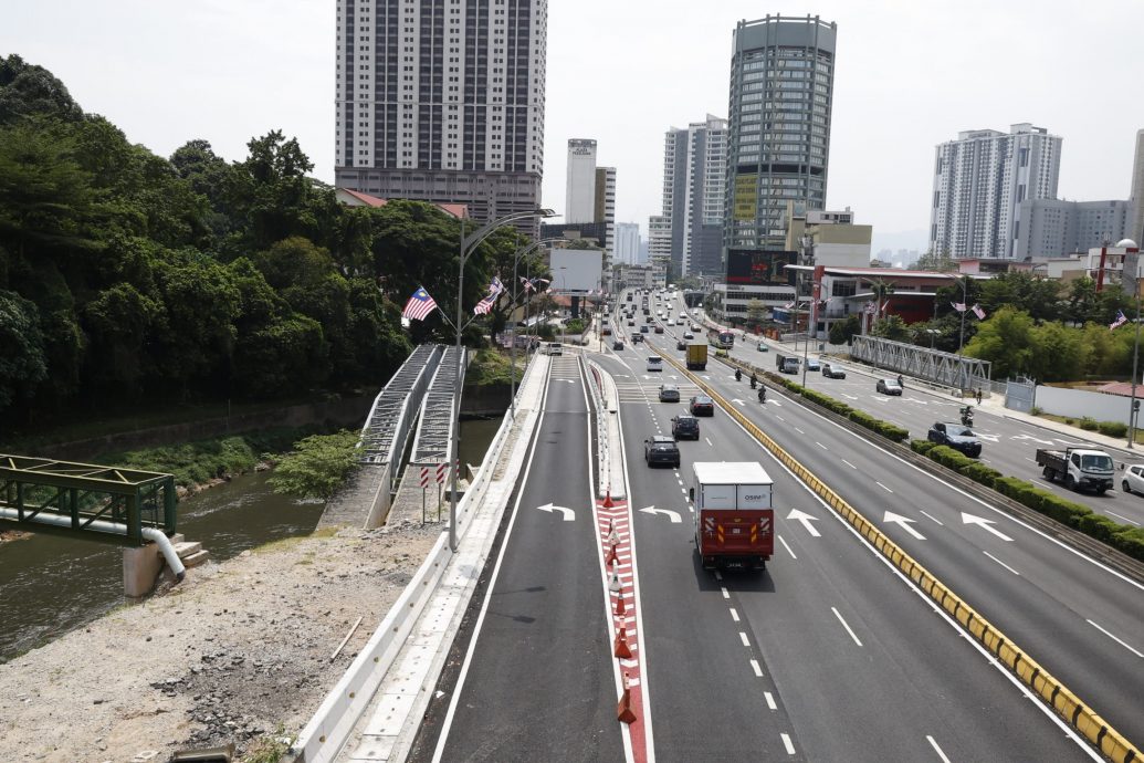 大都会/扎丽哈出席大道提升完工推介/3图