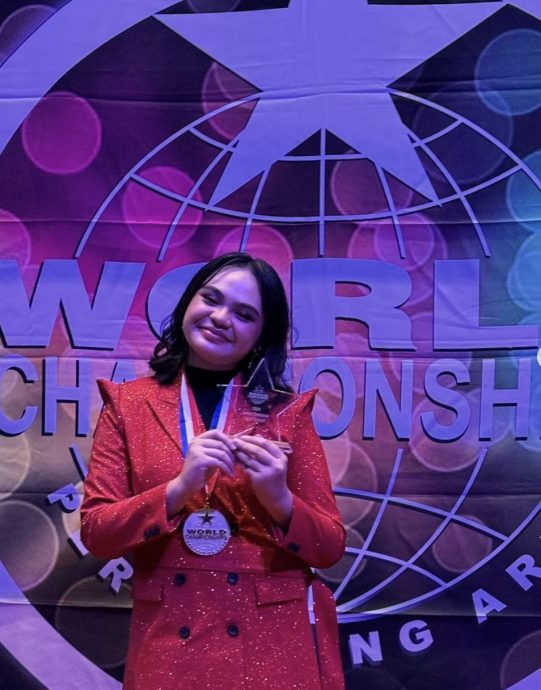 大马之光!西蒂诺哈丽莎13岁侄女 夺WCOPA金奖