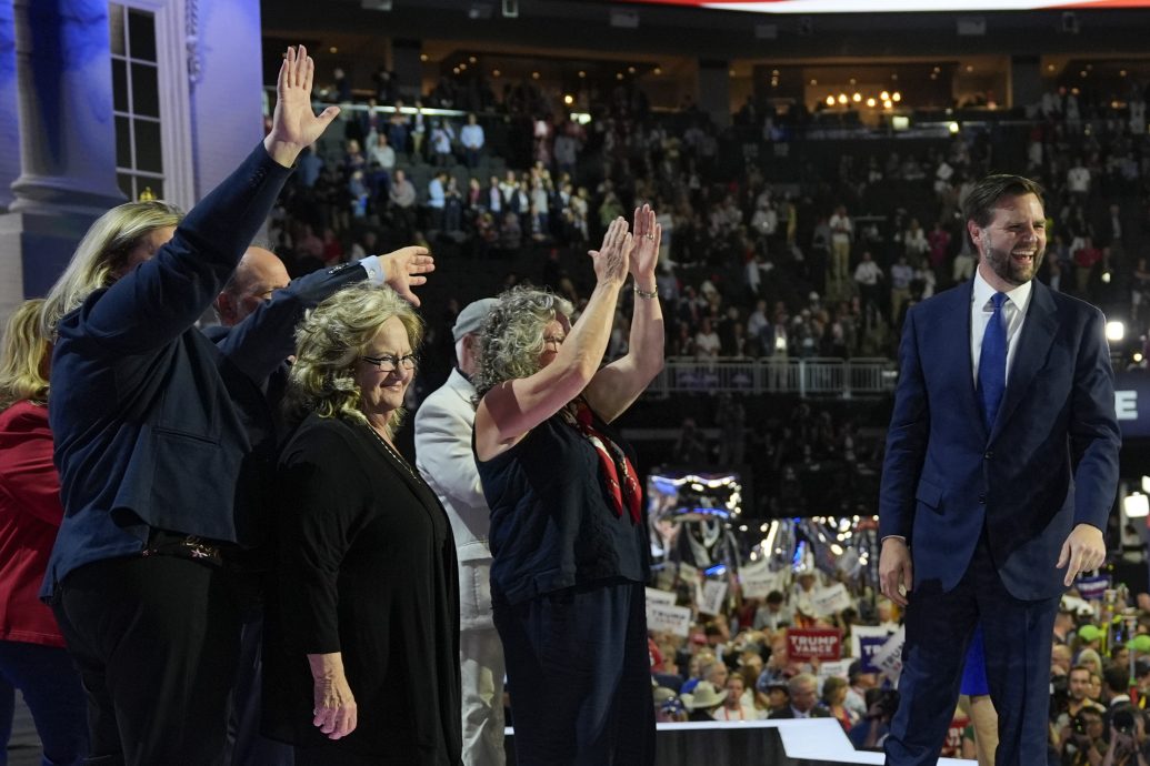 天下事 主文 传民主党参众两院领袖要拜登退选 佩洛西:你赢不了特朗普