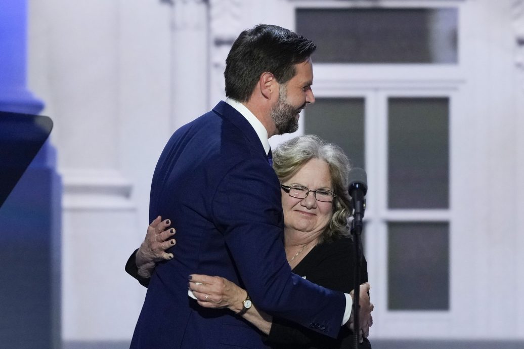 天下事 主文 传民主党参众两院领袖要拜登退选 佩洛西:你赢不了特朗普