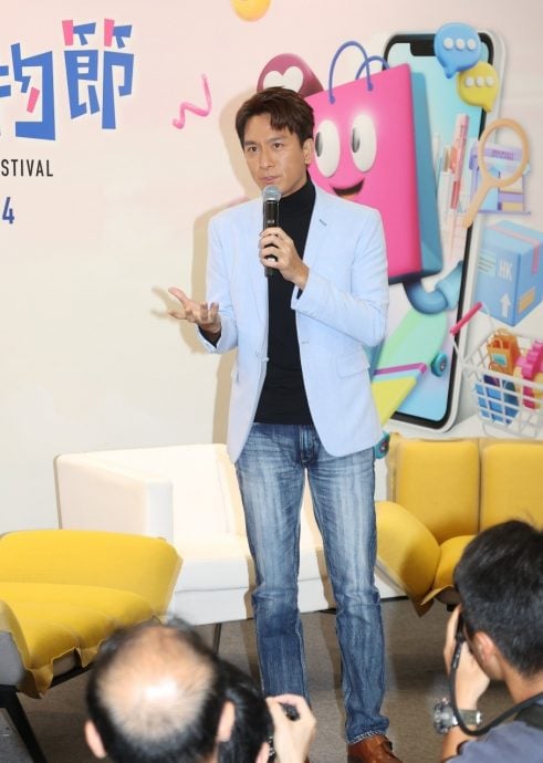 夸汤洛雯拍广告一手包办 马国明:可以养我