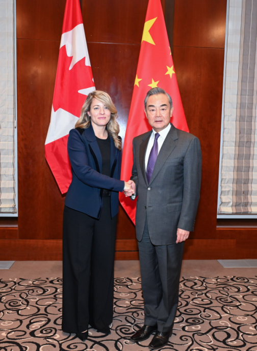 孟晚舟事件交恶后 加外长访问中国