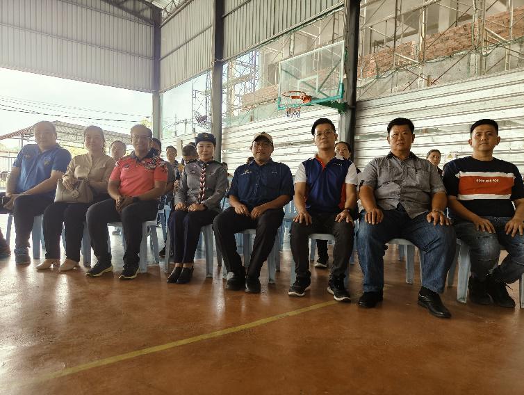 *已签发* 柔(校园版头):麻县联合制服团体生活营 7华小的113名学生受益匪浅