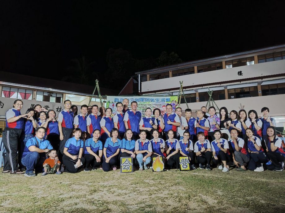 *已签发* 柔(校园版头):麻县联合制服团体生活营 7华小的113名学生受益匪浅