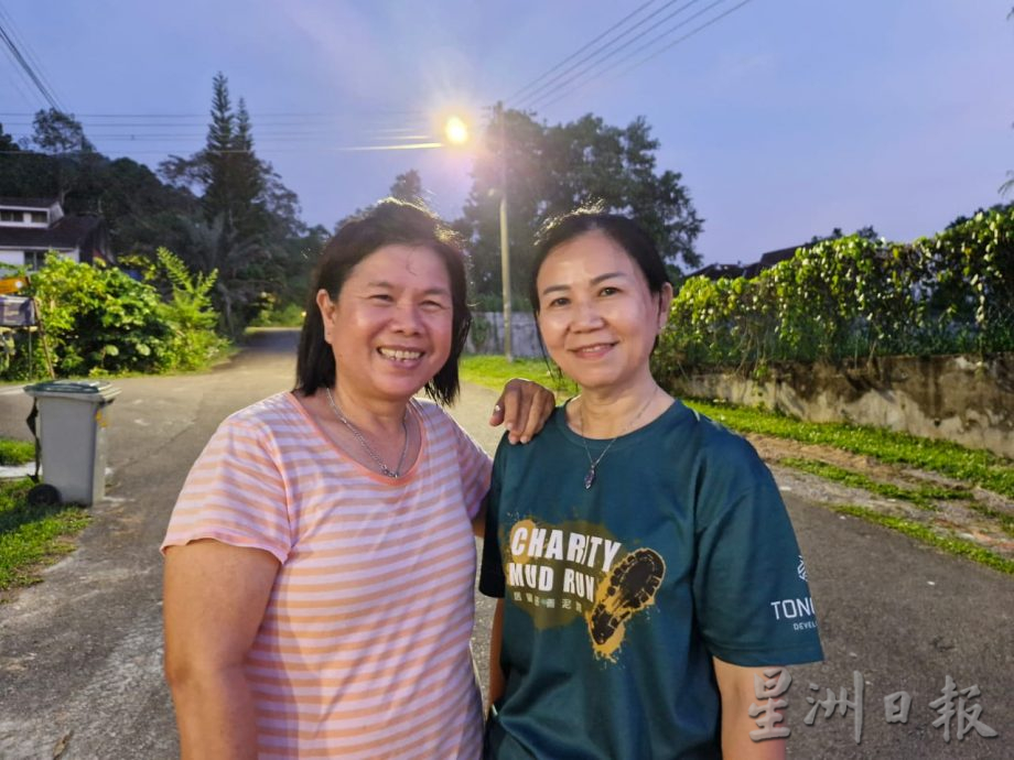 *已签发* 版头之一 柔:銮2地区野象出没行径遭网民拍下 居民受促多加小心