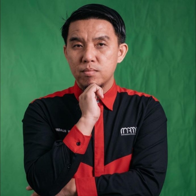 引导未成年改信伊斯兰 内长：警接6投报查黄伟雄