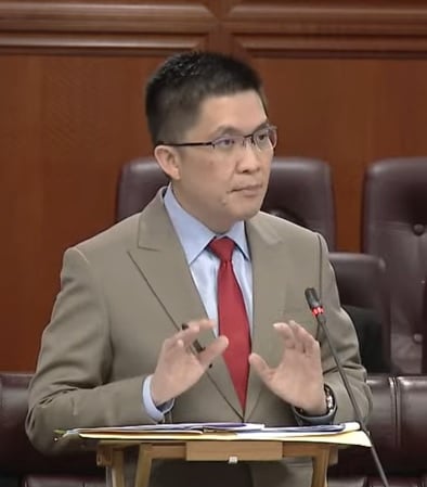 强制学生完成11年教育建议 黄家和:仍在研究阶段