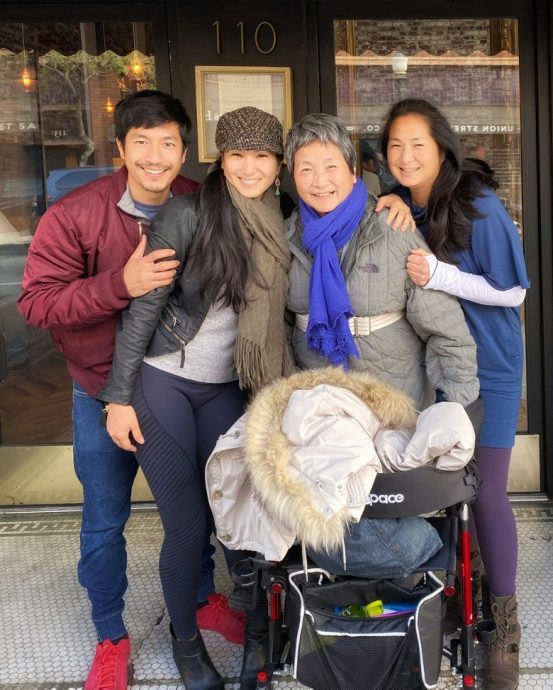 忆郑佩佩临终时光 原和玉:妈妈是生命中的明星