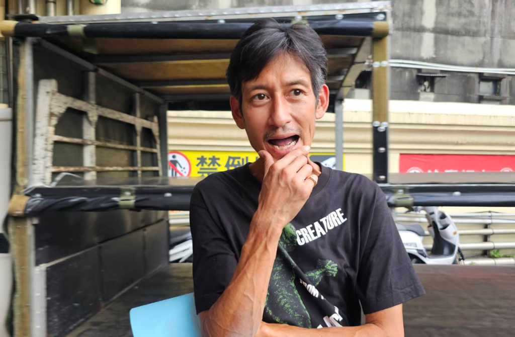 戴亡母金戒指认尸盼有感应 唐治平:这次看起来像是我母亲