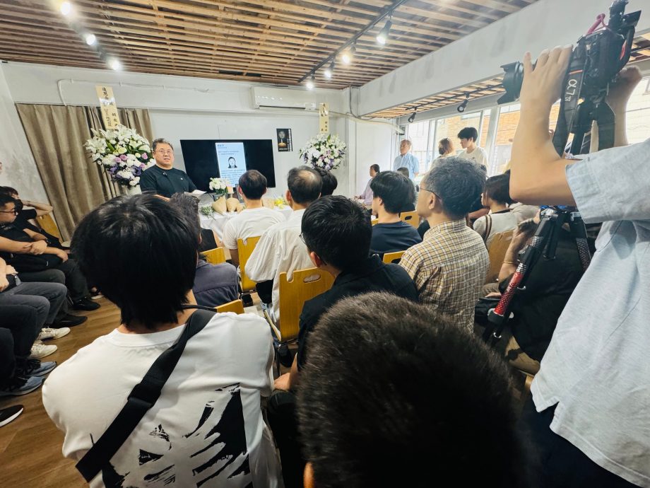 救日母子遇害 胡友平获授苏州市见义勇为模范称号