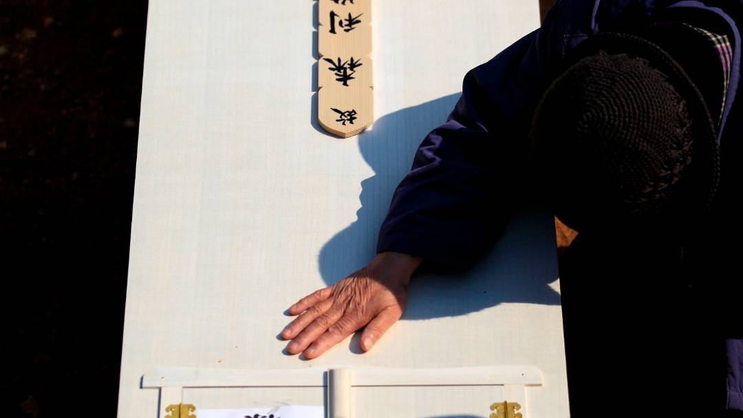 日本火葬大塞车！逾30%殡葬业者“无法安置遗体”尸体被迫放在家里 