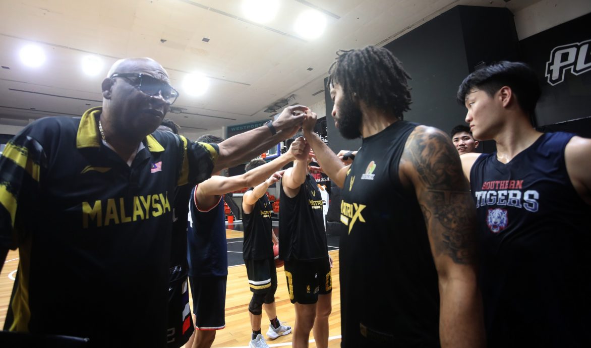 明赴宝岛参加2国际赛 马男篮分两路南征北伐